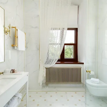 Schloss Fellin Boutique And 4*