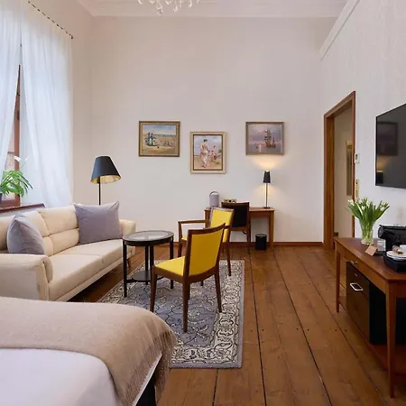 Schloss Fellin Boutique And 4*