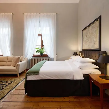 Schloss Fellin Boutique And Hotell