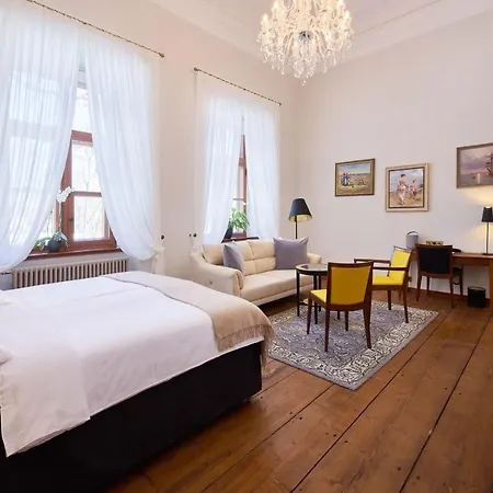 Schloss Fellin Boutique And ホテル 4*