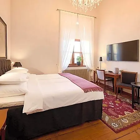 Schloss Fellin Boutique And 4* Βιλιάντι