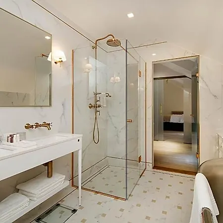 Ξενοδοχείο Schloss Fellin Boutique And 4*