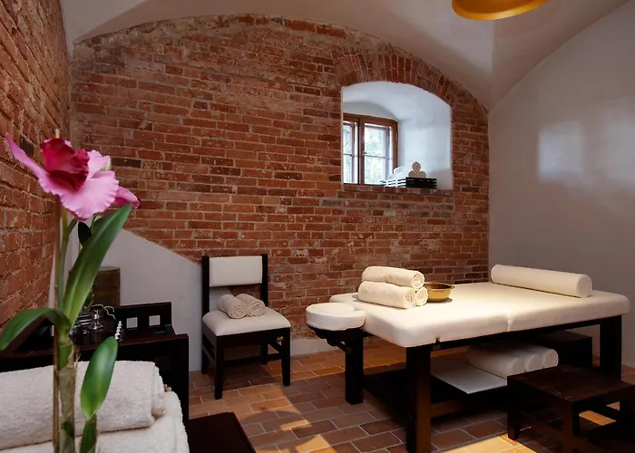 Schloss Fellin Boutique And