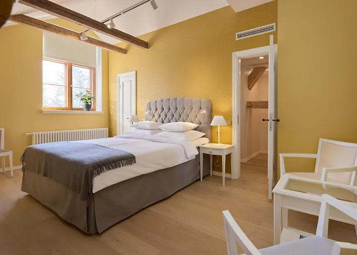 Schloss Fellin Boutique And Viljandi (Viljandimaa)