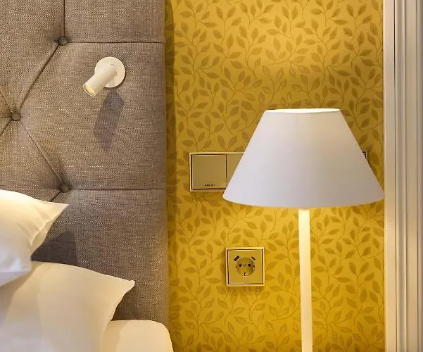 Schloss Fellin Boutique And