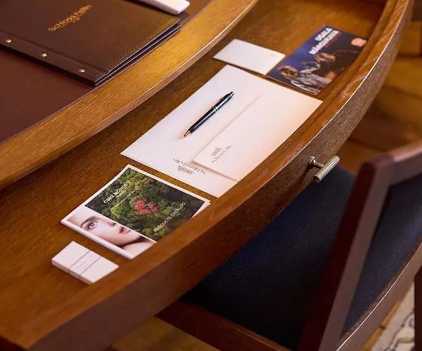 Schloss Fellin Boutique And